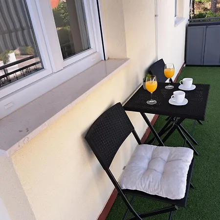 Seadream - 50 Meters From The Sea