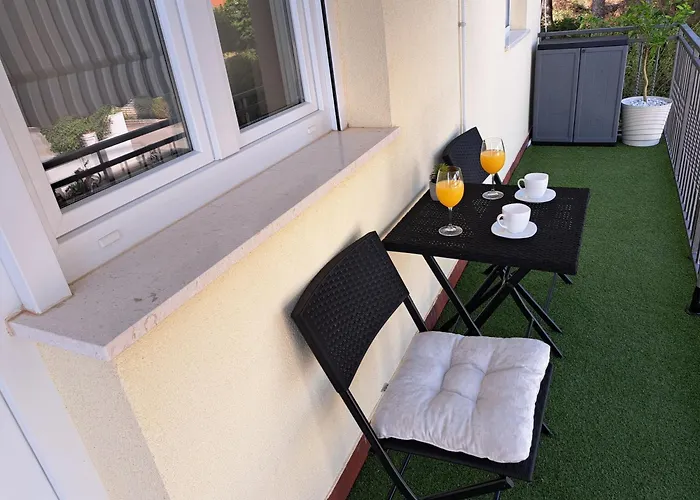 Seadream - 50 Meters From The Sea